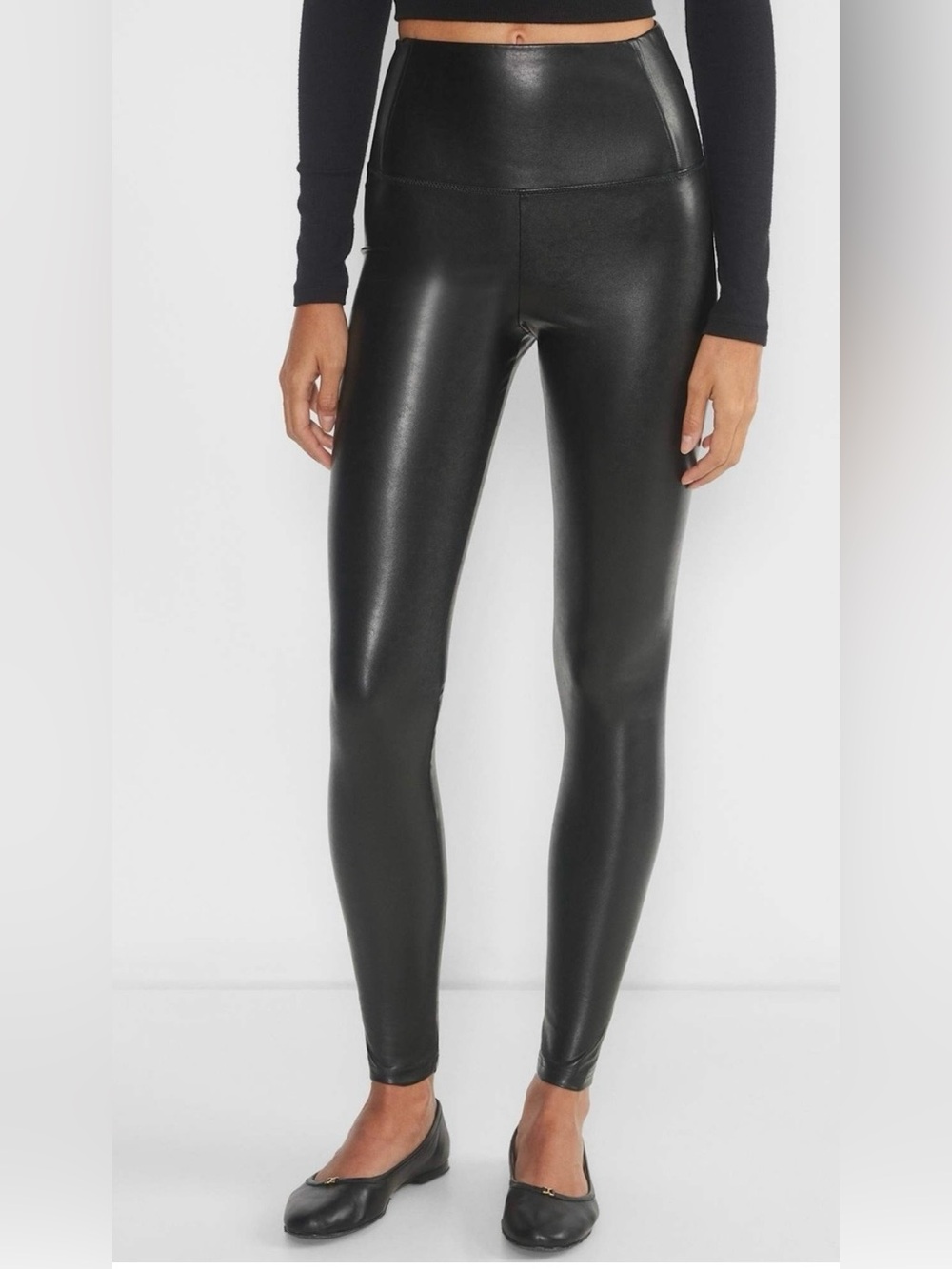 Aritzia Wilfred Free Daria Faux Leather Leggings | Size Medium | Like New